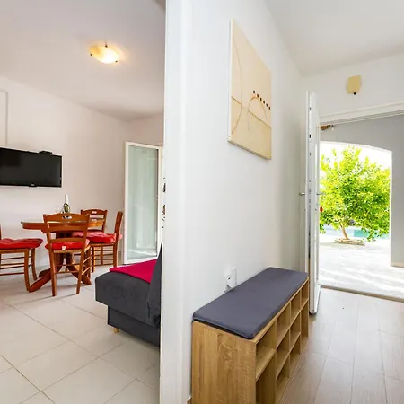 Appartement With Pool In A1 *